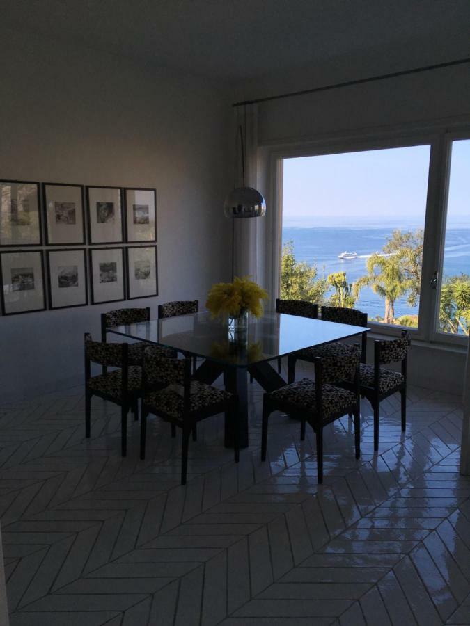 Lory House Sorrento Apartment ภายนอก รูปภาพ
